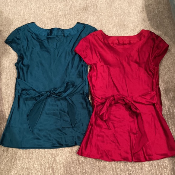 Express silk v-neck, tie back tops, teal and red, size XS - Picture 6 of 6